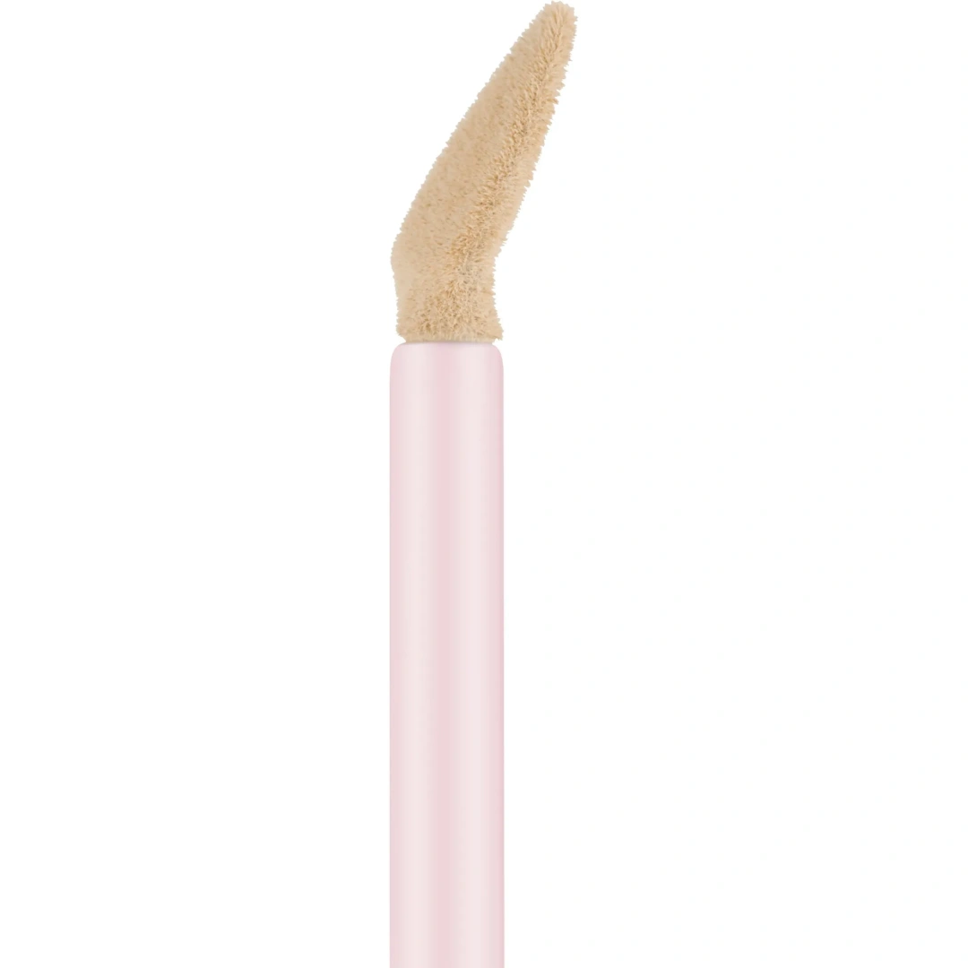 ESSENCE консилер silky blur hydrating longwear concealer т.130